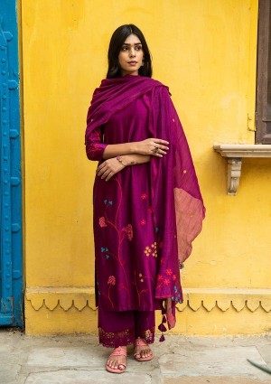 PLUM MULTI HUED FLORAL EMBROIDERED KURTA SET