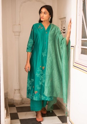 JADE EMBROIDERED KURTA SET